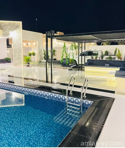 للبيع مزرعة بالغوطة الشرقية 850متر