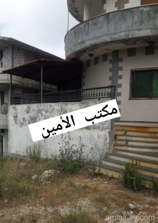 شقة جبلية 175م في ريف طرطوس للبيع