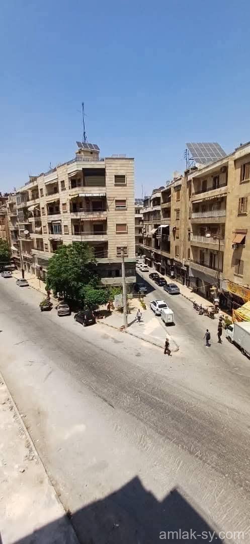 منزل للبيع  ٥ غرف العزيزية
