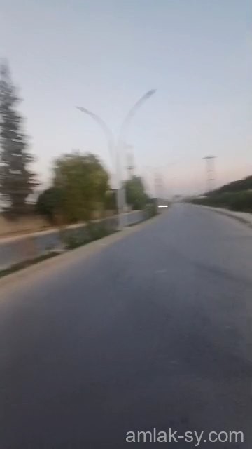 ارض دونم ونص تجارية صناعية على طريق المستقبل للبيع (42)