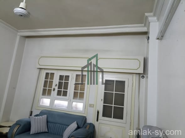 شقة 150م قرب دوار الحبال في حي الكرامة للبيع