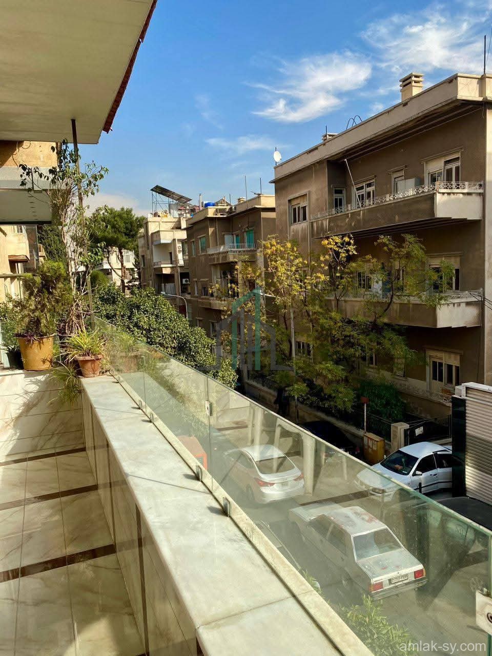 شقة قبلية شمالية 120 م في خي الروضة بدمشق