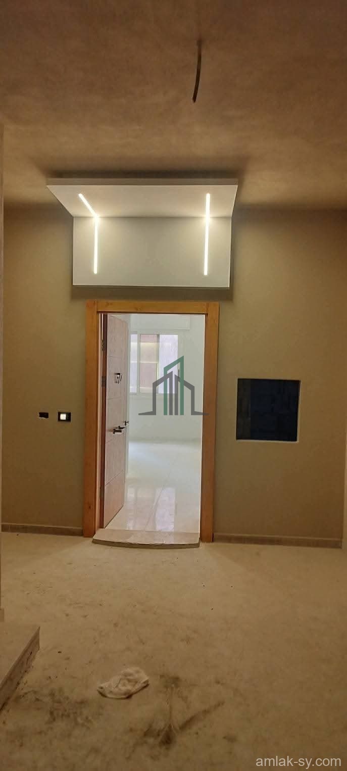شقة للبيع بقدسيا شارع السلام