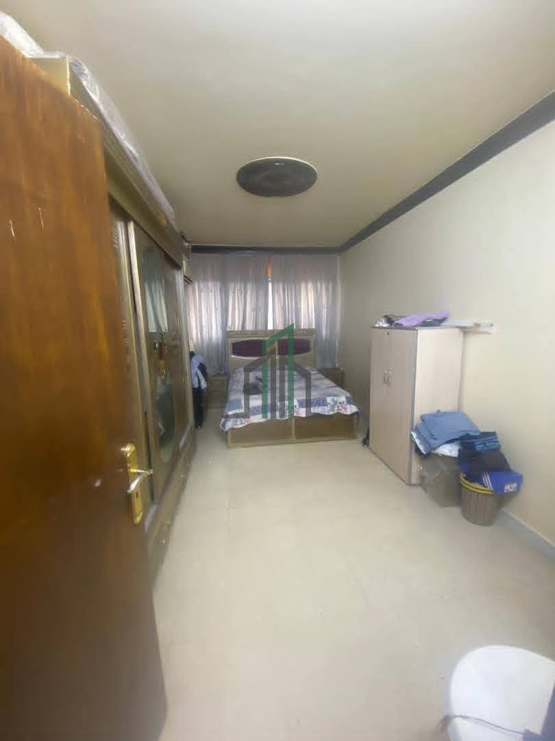 شقة للبيع قبلية شمالية 80 م _ التضامن شارع الجلاء مسبق الصنع