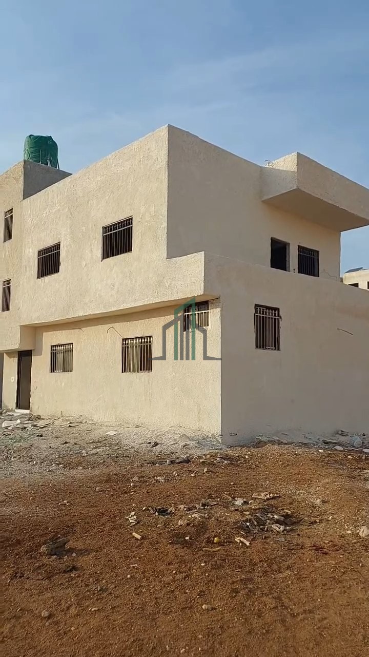 عقار مستقل طابقين جنب جامع السيدة خديجة للبيع