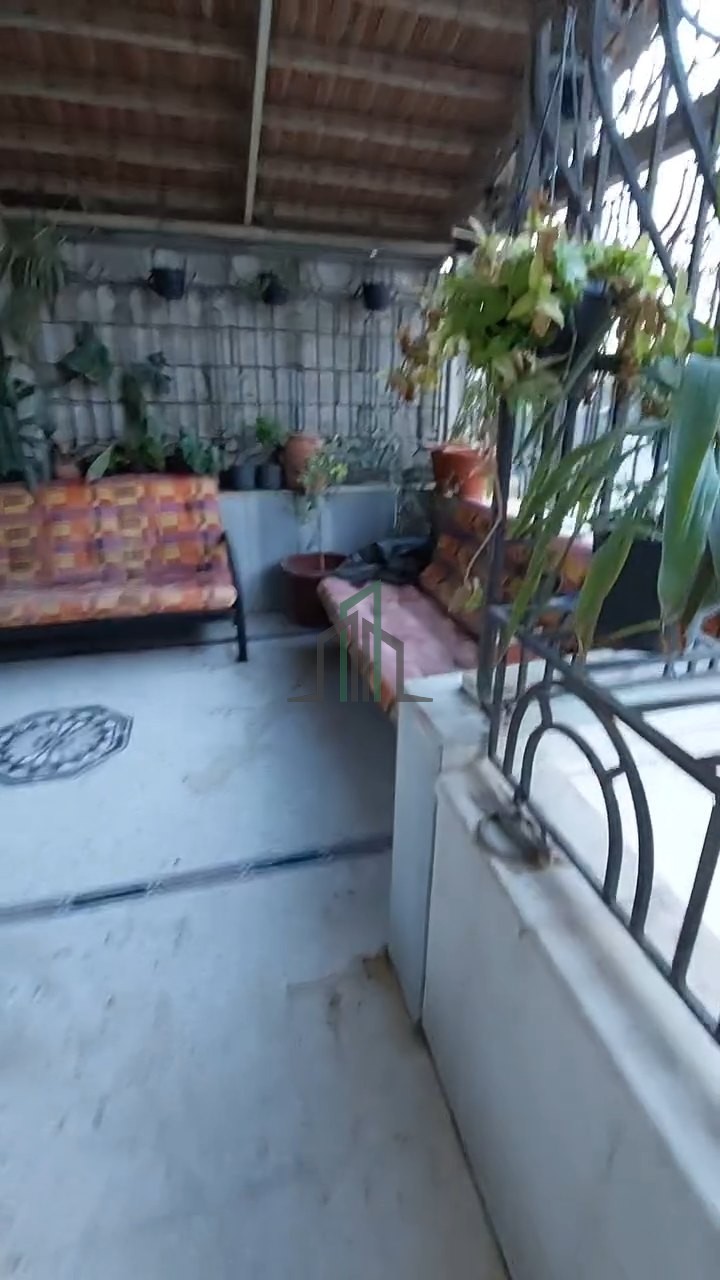 شقة 230م في اميز موقع في جديدة عرطوز للبيع