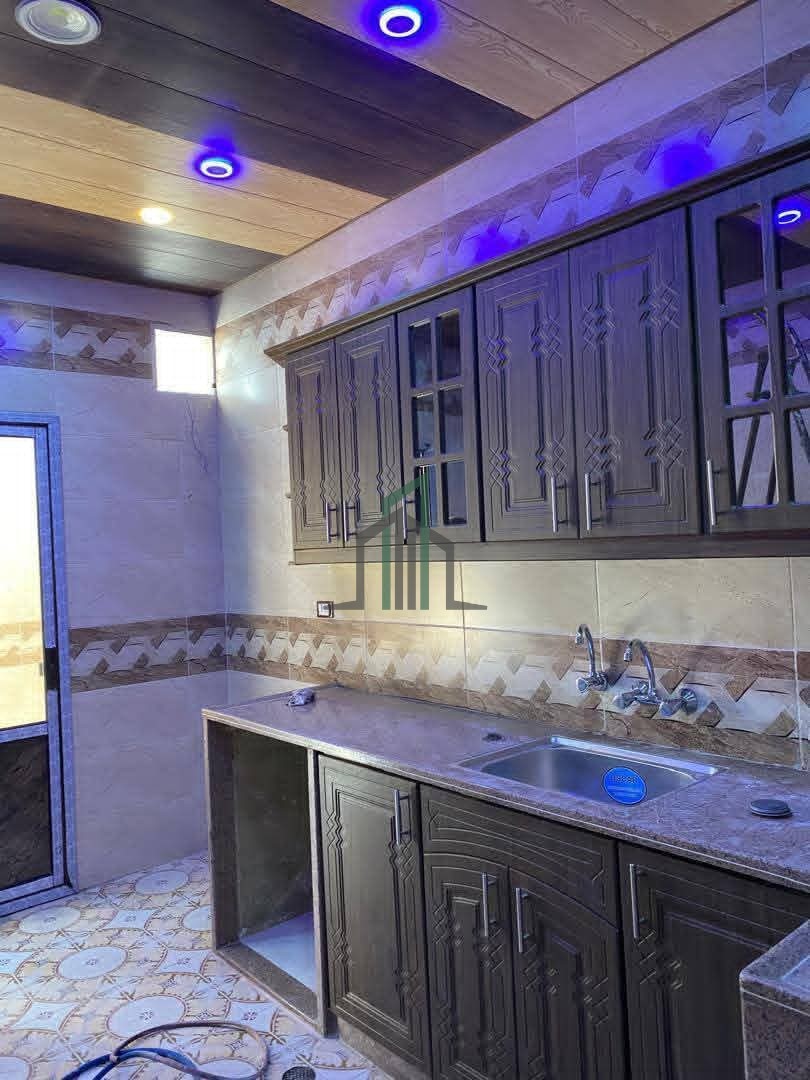 شقة للبيع 100 م حرستا حي البستان