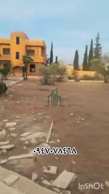 فيلا طابقين للبيع مساحتها ٣٠٠ م ضمن ارض مساحتها دونم_ ريف دمشق_ خان الشيح_شارع الزهور