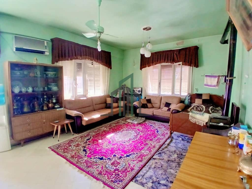 شقة للبيع - دمشق- المالكي- قرب حديقة الجاحظ